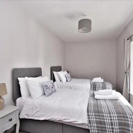 Mackereth Cottage - Sleeps 6 Near Cartmel * Holker